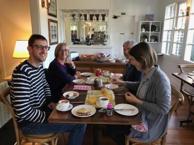 Holmwood Guest House - New Castle Tourism 1