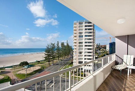 Eden Tower Holiday Apartments - New Castle Tourism 0