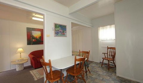 Pacific Sun Motor Inn - New Castle Tourism 0