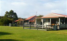 Pebble Bay Cottage - New Castle Tourism 3