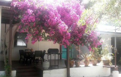 Pass And Pause Holiday Bed And Breakfast Accommodation - New Castle Tourism 3