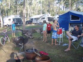 Murphys Creek Escape - Newcastle Accommodation 1