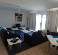 Tranquil Shores Self Contained Holiday Apartments - Newcastle Accommodation