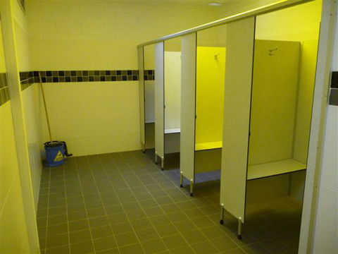 Fossickers' Tourist Park - Newcastle Accommodation 6