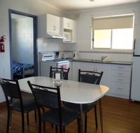 Coobowie Lodge - Newcastle Accommodation