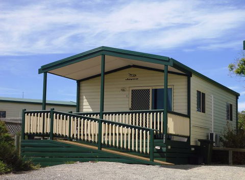 Elliston Waterloo Bay Tourist Park - New Castle Tourism 1