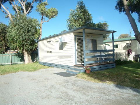 Elliston Waterloo Bay Tourist Park - New Castle Tourism 9