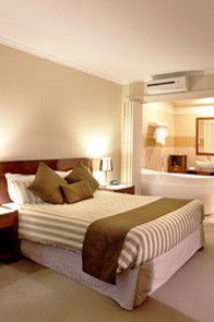 Best Western Wheelers Hill International - New Castle Tourism 1