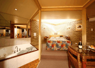 Mitchell Motor Inn - Newcastle Accommodation 1