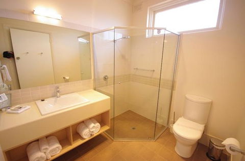 Adelaide Road Motor Lodge - New Castle Tourism 1