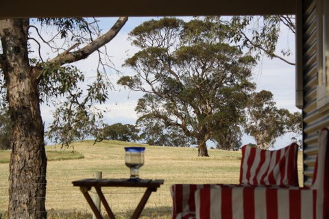 Rabbiter's Hut - Newcastle Accommodation 4