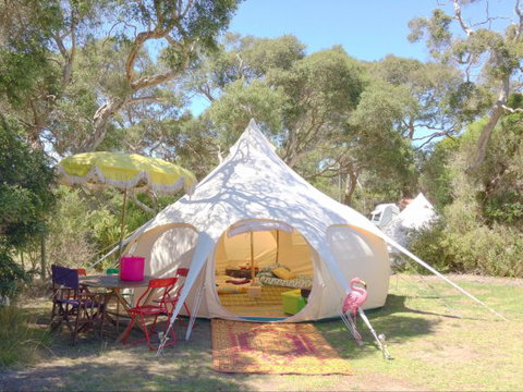 Happy Glamper Mornington Peninsula - New Castle Tourism 0