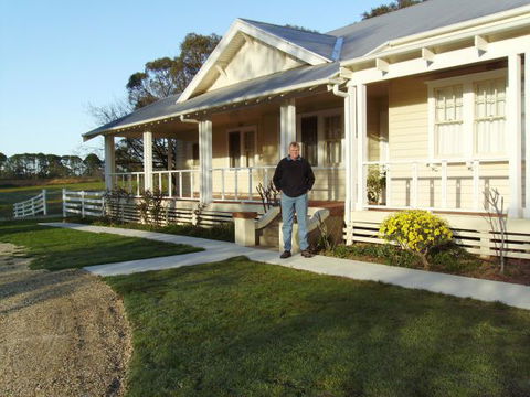 Daisyburn Homestead - Newcastle Accommodation 1