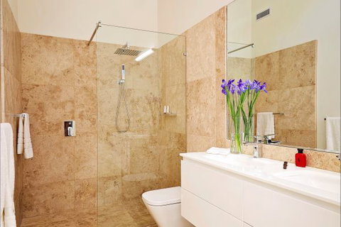 The Suites, Villa Belgravia - Newcastle Accommodation 8