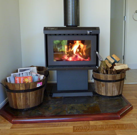 Bellthorpe Stays - Nature's Retreat - Newcastle Accommodation 7