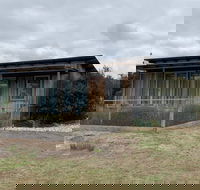 Mannaburne Cabin - Newcastle Accommodation