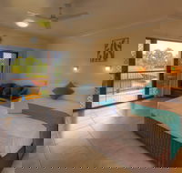 Sky View Units - Newcastle Accommodation