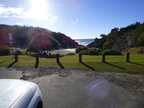 Little Bay Cottage - Newcastle Accommodation 0