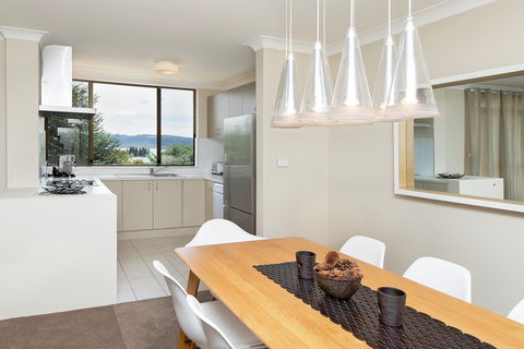 Avalanche 6 - Newcastle Accommodation 2