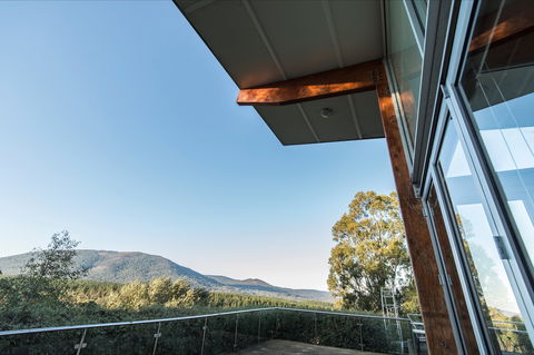 Macedon Ranges Hotel & Spa - New Castle Tourism 2
