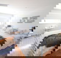 Palms Studio in Raffertys Resort - Newcastle Accommodation