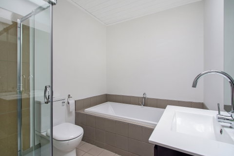 Alinga Longa Residence - Newcastle Accommodation 1