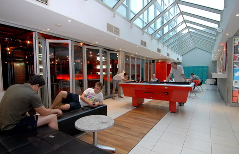 Base Backpackers St Kilda - Newcastle Accommodation 1