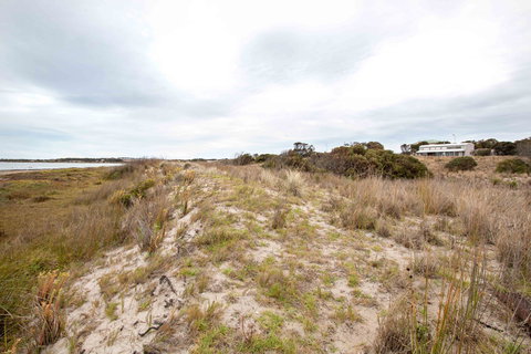 Coorong Aurora - Breathtaking Waterfront Escape - New Castle Tourism 1