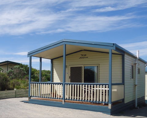 Elliston Waterloo Bay Tourist Park - New Castle Tourism 2