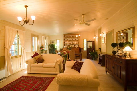 Evelyn Homestead - Newcastle Accommodation 1