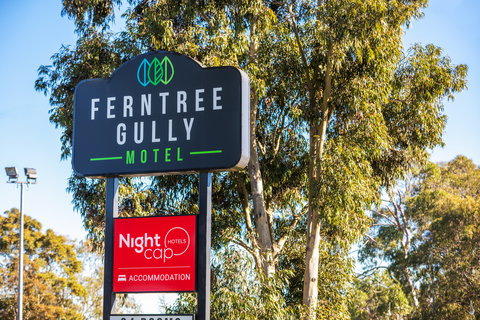 Nightcap At Ferntree Gully Hotel - New Castle Tourism 2