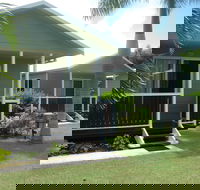 Queens Beach Tourist Village - Newcastle Accommodation