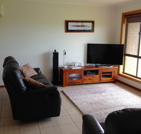 Springs Beach House - New Castle Tourism