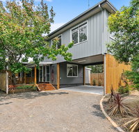 The Beach House Anglesea - Newcastle Accommodation