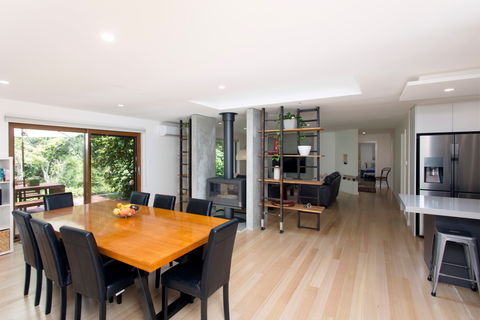 Woodbury House - Newcastle Accommodation 2