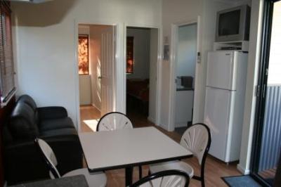 Riverside Cabin Park - Newcastle Accommodation 4