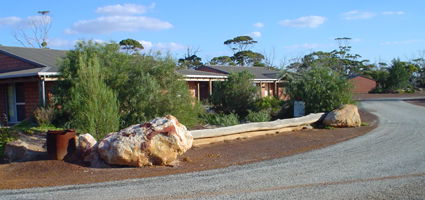 Wave Rock Lakeside Resort And Caravan Park - New Castle Tourism 0