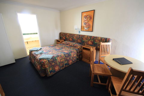Bunbury Serviced Apartments - Newcastle Accommodation 5