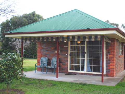 Factory Lane Bed & Breakfast - Newcastle Accommodation 0