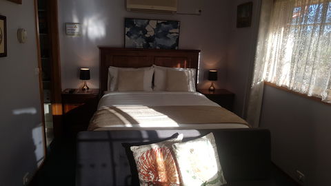 Factory Lane Bed & Breakfast - Newcastle Accommodation 1