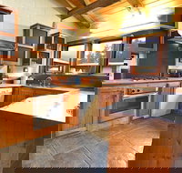 Feathertop Retreat - New Castle Tourism