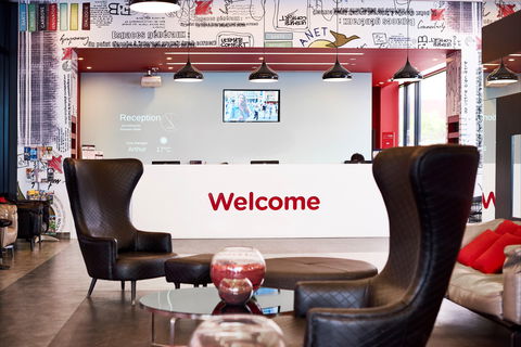 Ibis Melbourne Swanston Street Hotel - New Castle Tourism 0