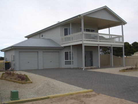 Moonlight Escape - New Castle Tourism 0