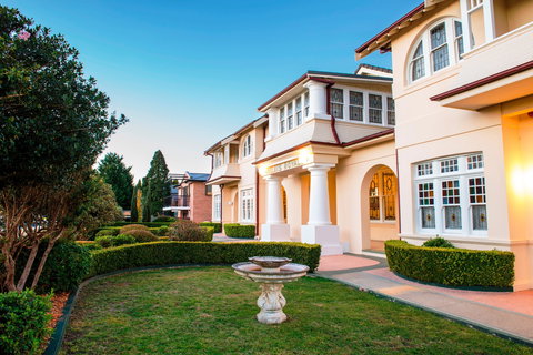 Palais Royale - New Castle Tourism 0