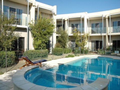 Rye Hotel Accommodation - Newcastle Accommodation 1