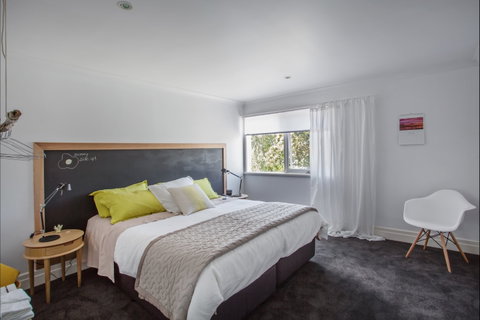 Sunny Side Up Bed And Breakfast - Newcastle Accommodation 0