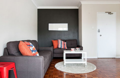 The Beachside Apartment - New Castle Tourism 1