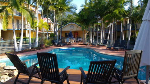 At Beach Court Holiday Villas - New Castle Tourism 0