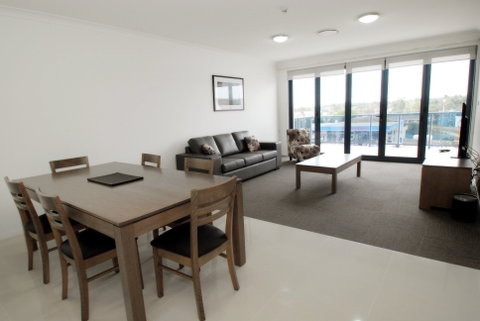 Banna Suites - Newcastle Accommodation 2