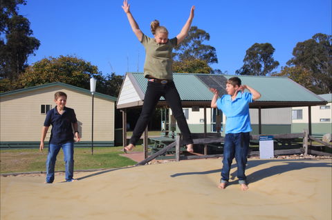 Eden Gateway Holiday Park - New Castle Tourism 0